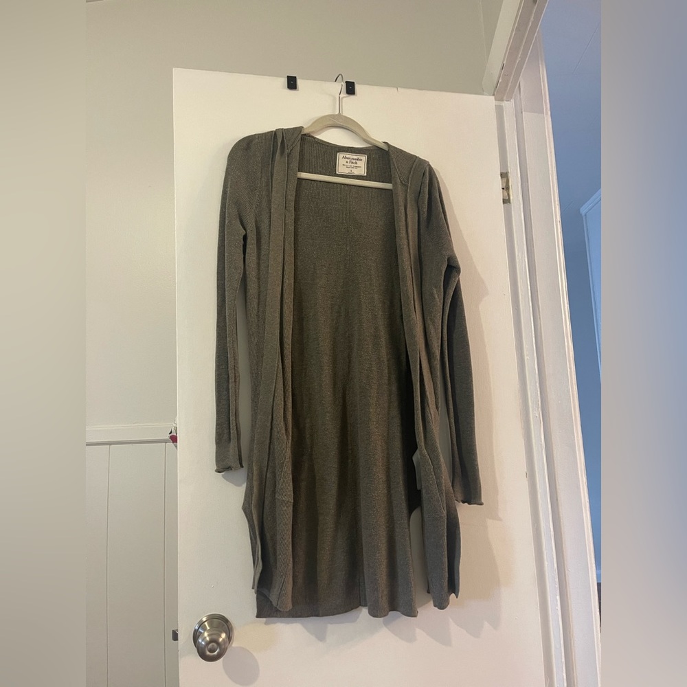 Women’s Abercrombie hooded duster cardigan !!